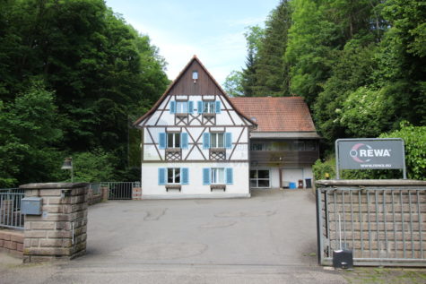 Historische Mühle – Alleinlage – in Blumberg: Renovierte Gewerbeimmobilie mit Charme und Potenzial zur Wohnnutzung!, 78176 Blumberg, Haus